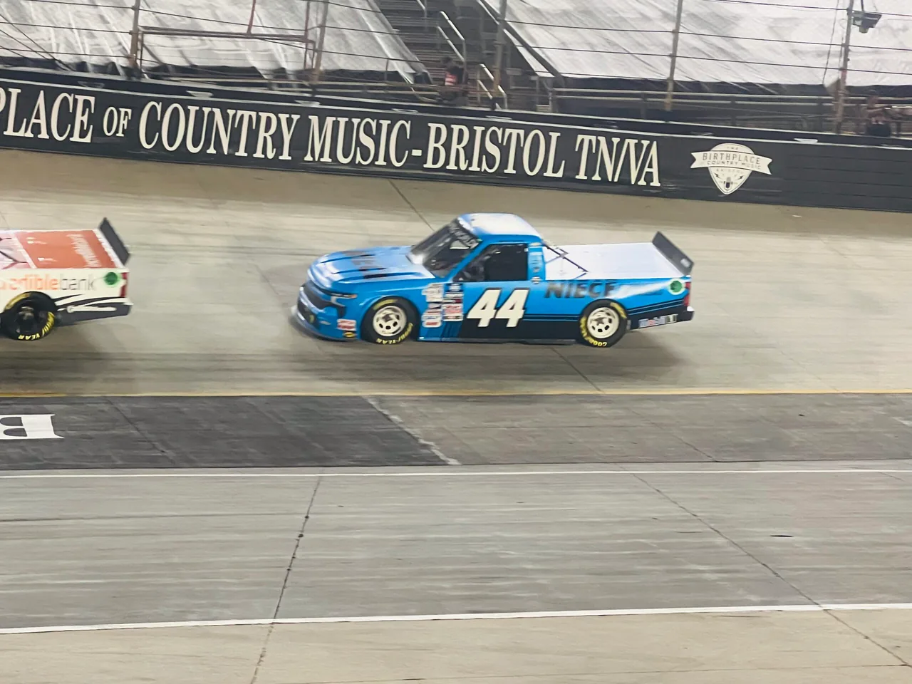 No. 44 at Bristol Motor Speedway